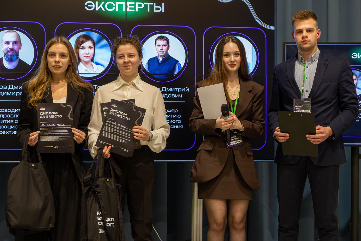 Студенты ИПМЭиТ – серебряные призеры Всероссийского кейс-чемпионата Петра Великого Студенты ИПМЭиТ – серебряные призеры Всероссийского кейс-чемпионата Петра Великого