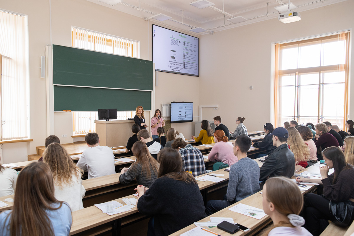 Спасти жизнь – это легко: выпускница ВШПМ рассказала об акции по вступлению в регистр доноров костного мозга